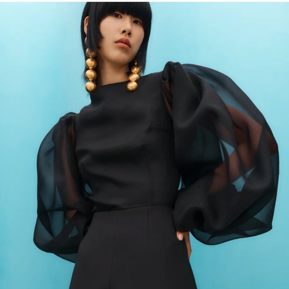 COPY - Solace London - Sienna Top in black long sleeve. Size UK 6, US 2